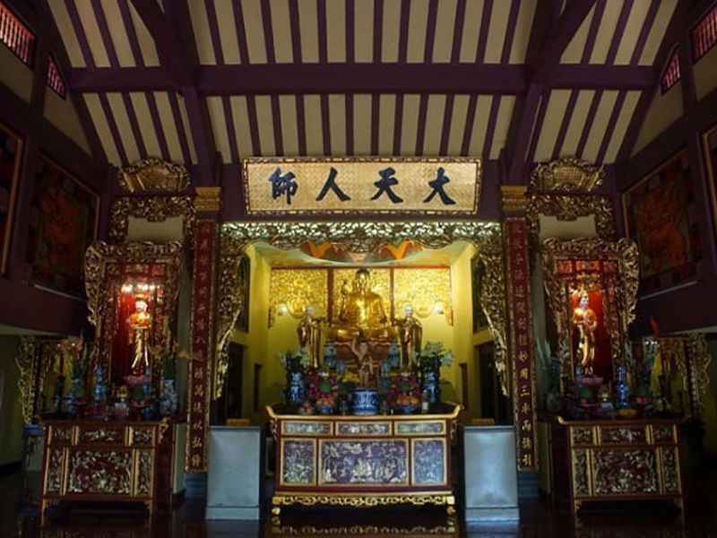 Gold-plated statue of Goddess Quan Am