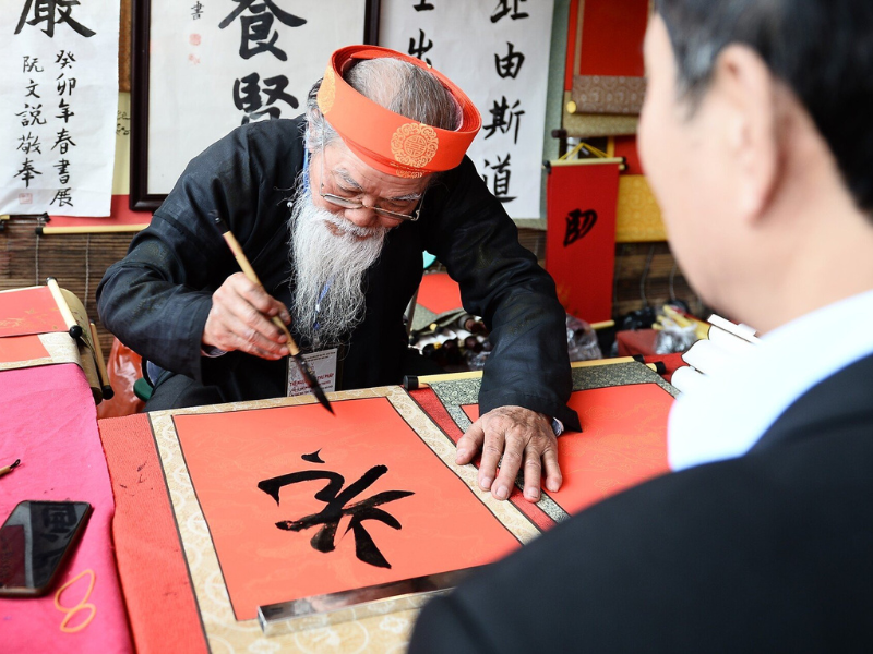 Trying Chinese calligraphy
