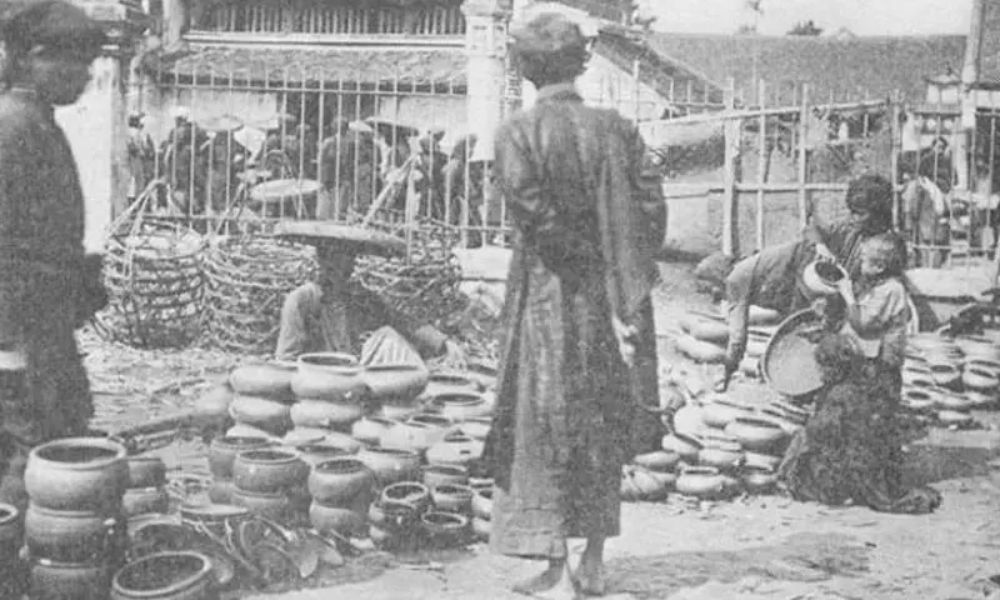 Bat Trang Pottery Village