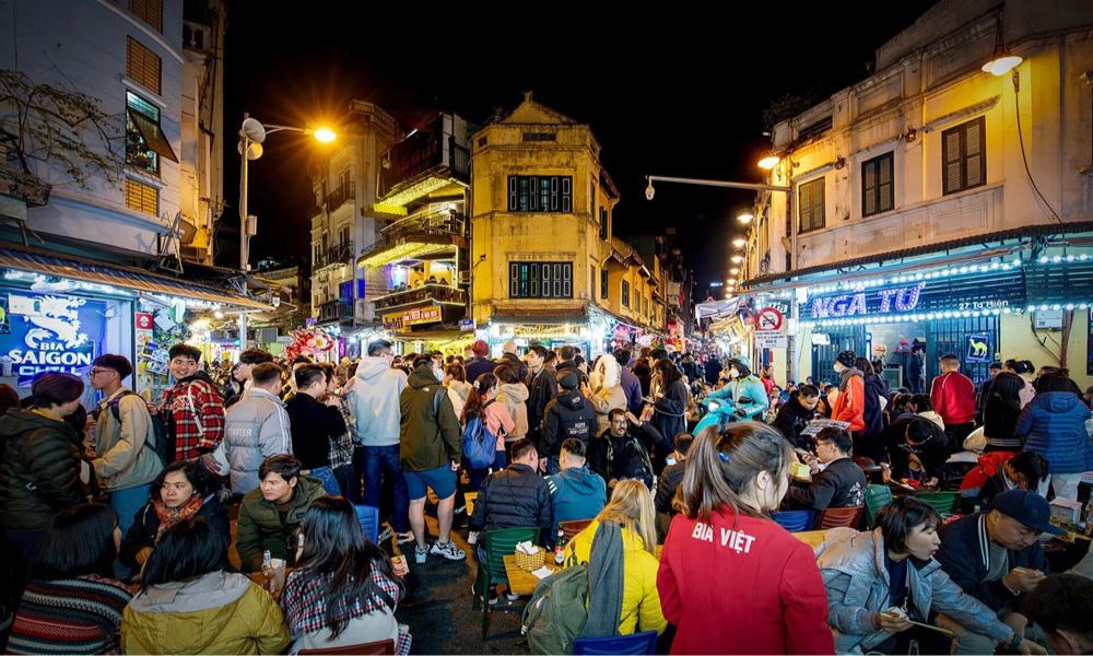 Dos and Donts Hanoi Old Quarter